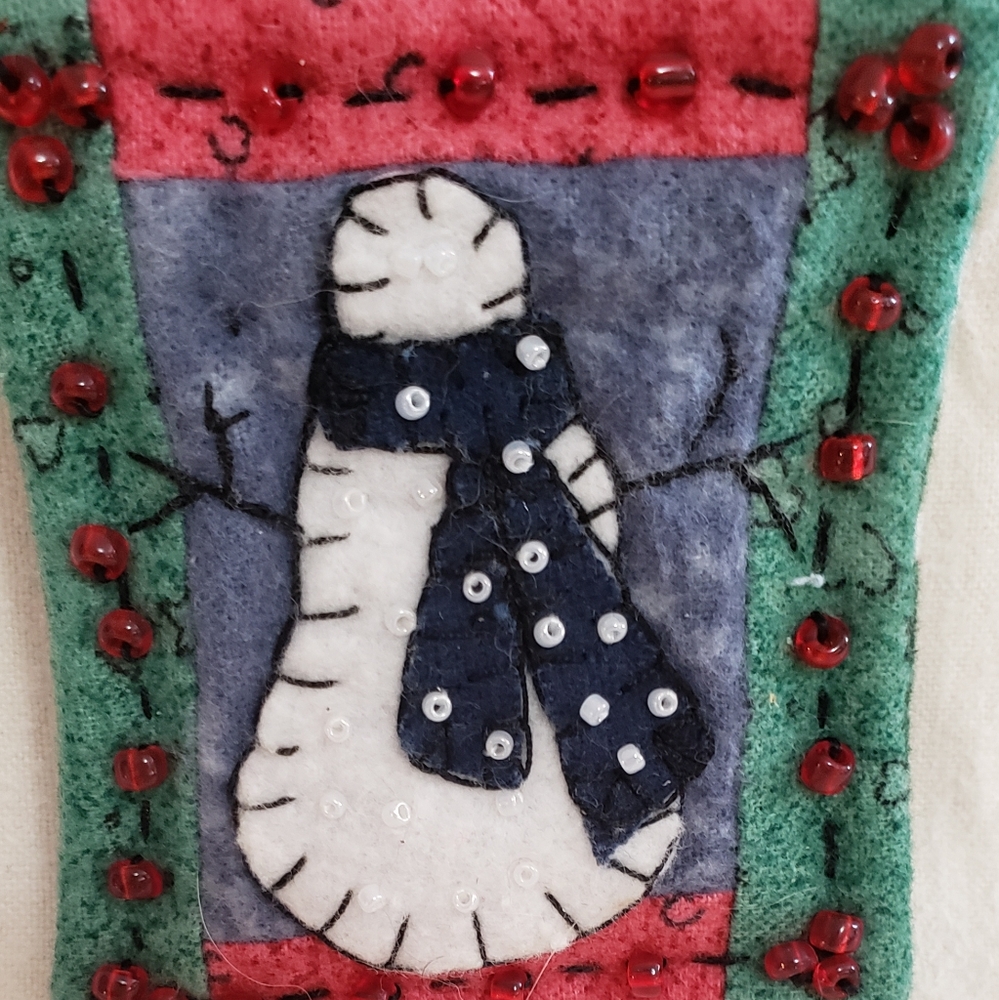 Handmade winter/Christmas pin.